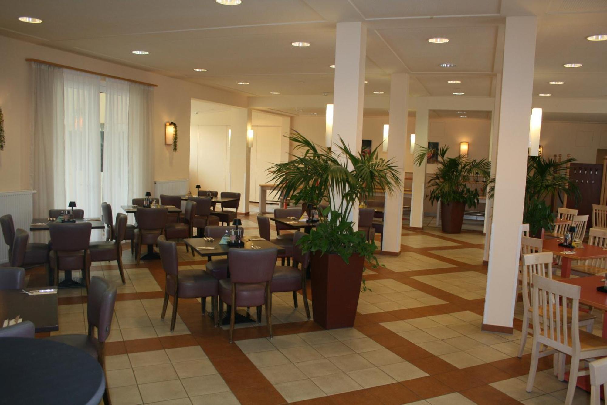 Jufa Hotel Im Brueckenkopfpark - Juelich Ngoại thất bức ảnh